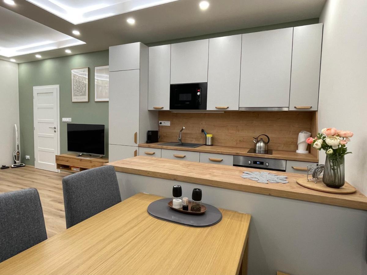 Apartman Plesivec U Sjezdovky อาเบอร์ตามี ภายนอก รูปภาพ